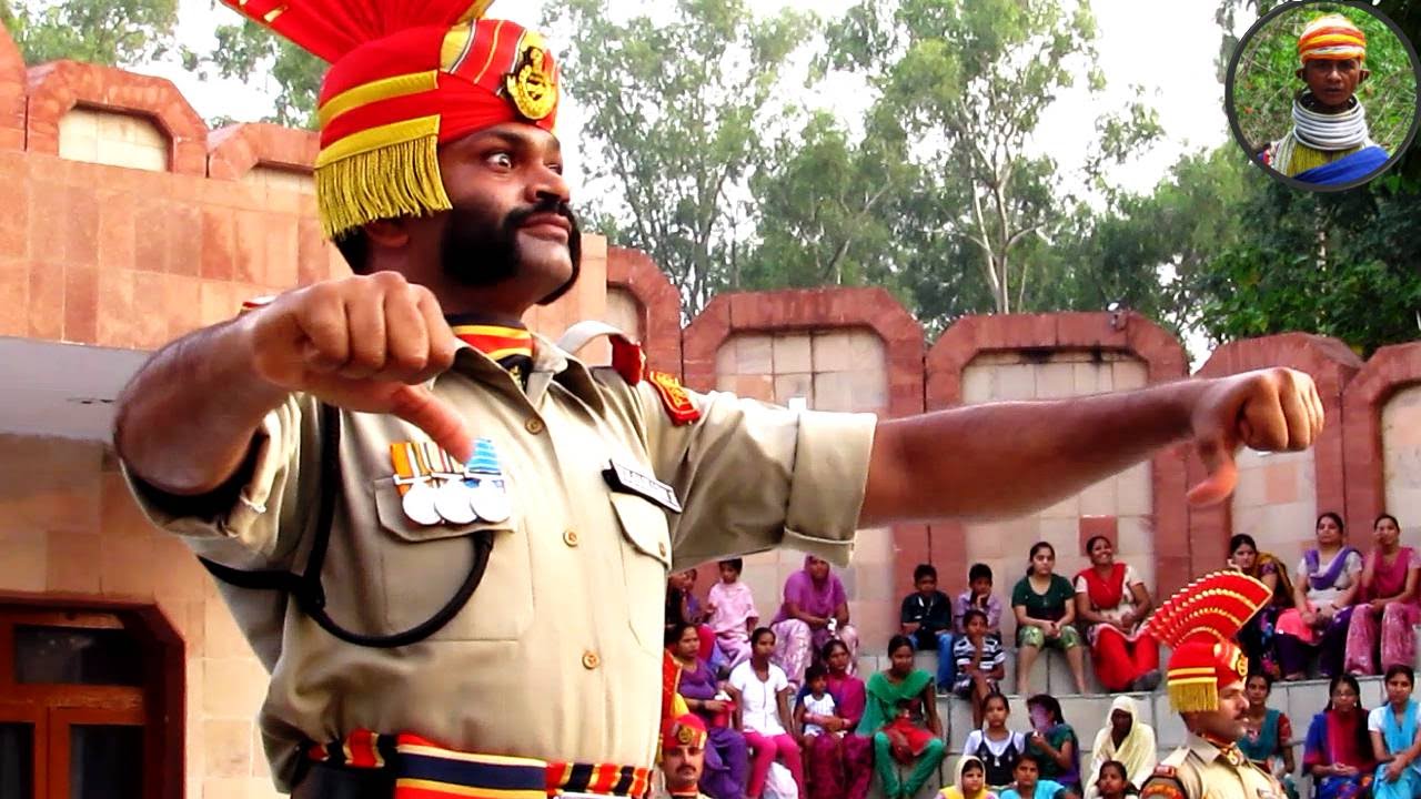 HUSSAINIWALA BORDER RETREAT PARADE BETWEEN INDIA & PAKISTAN