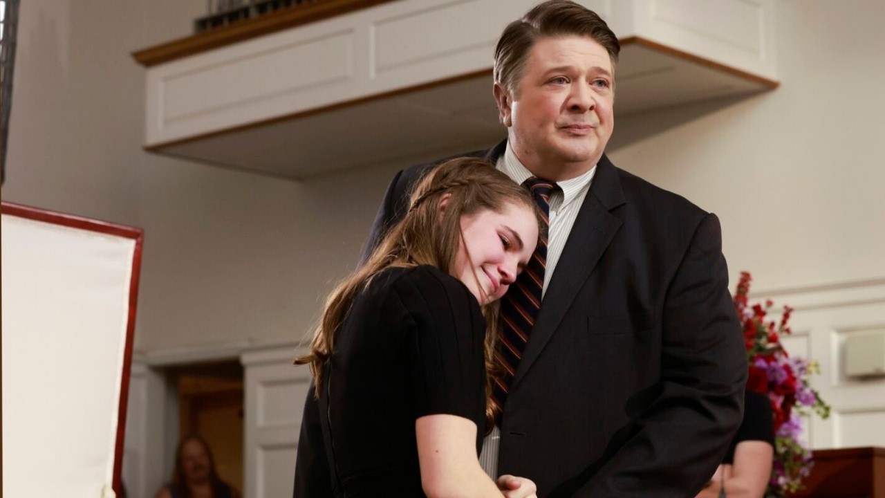 ‘Georgie & Mandy’s First Marriage’: Lance Barber Returning as George Sr. With ‘Young Sheldon’ Favori