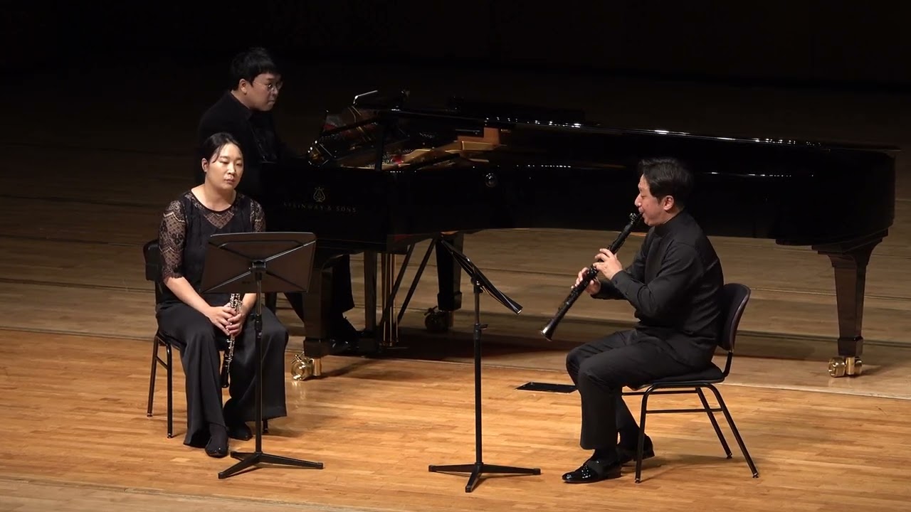 Paul Gilson - Trio for Oboe, Clarinet and Piano