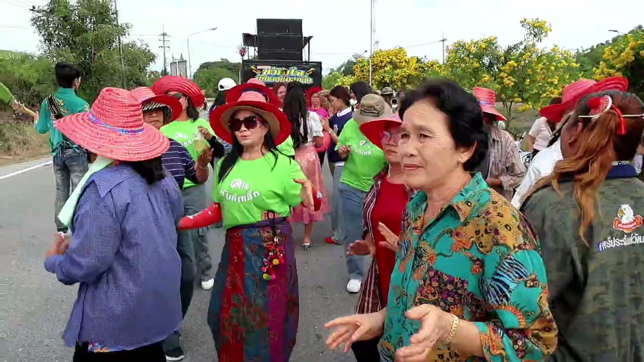 งานอุปสมบทนาคบาส (รับนาค อาบน้ำนาค)