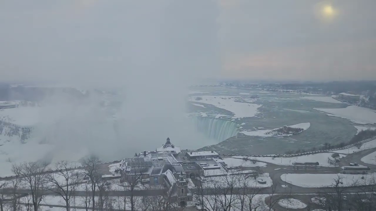 Una vista hermosa de las cataratas de Canadá 