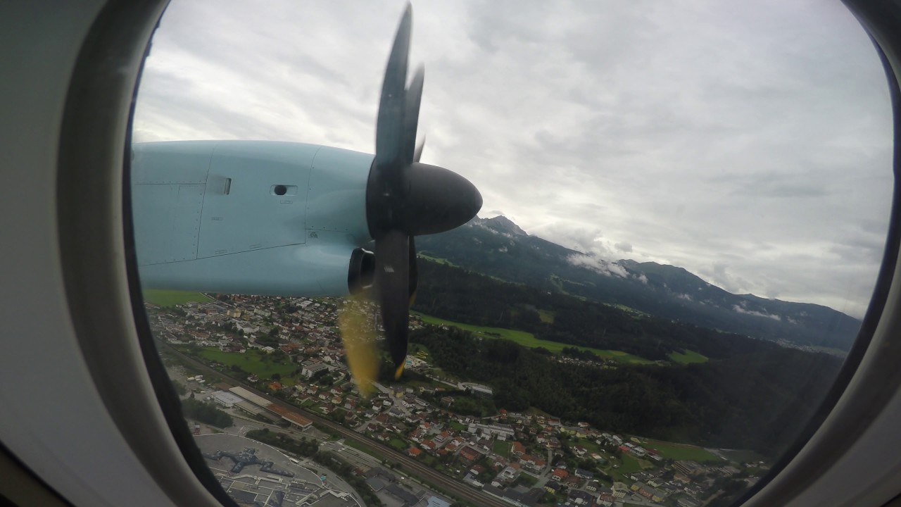 (GoPro) Austrian Bombardier Dash 8 Q400 - Take off from Innsbruck