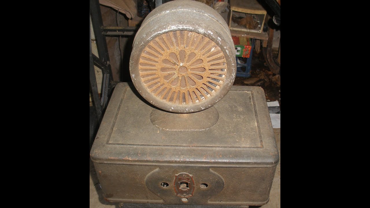 Evaluation of a 1920's Apex tube radio