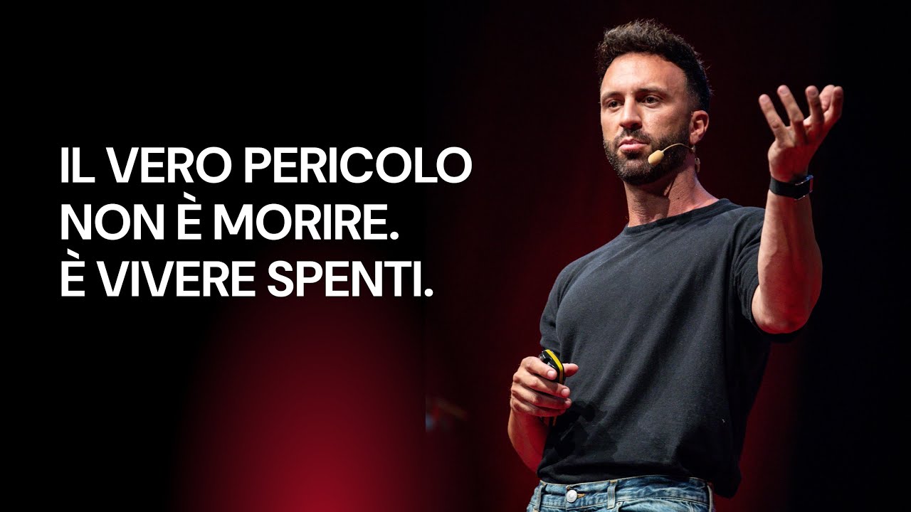 Il vero pericolo non è morire. È vivere spenti | Giacomo Spazzini | TEDxMirandola