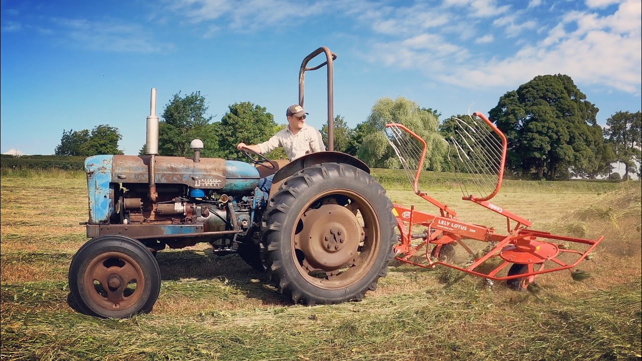WE'RE MAKING HAY!! CLASSICS STILL EARNING THEIR KEEP! #NICKSFARM #FARMING
