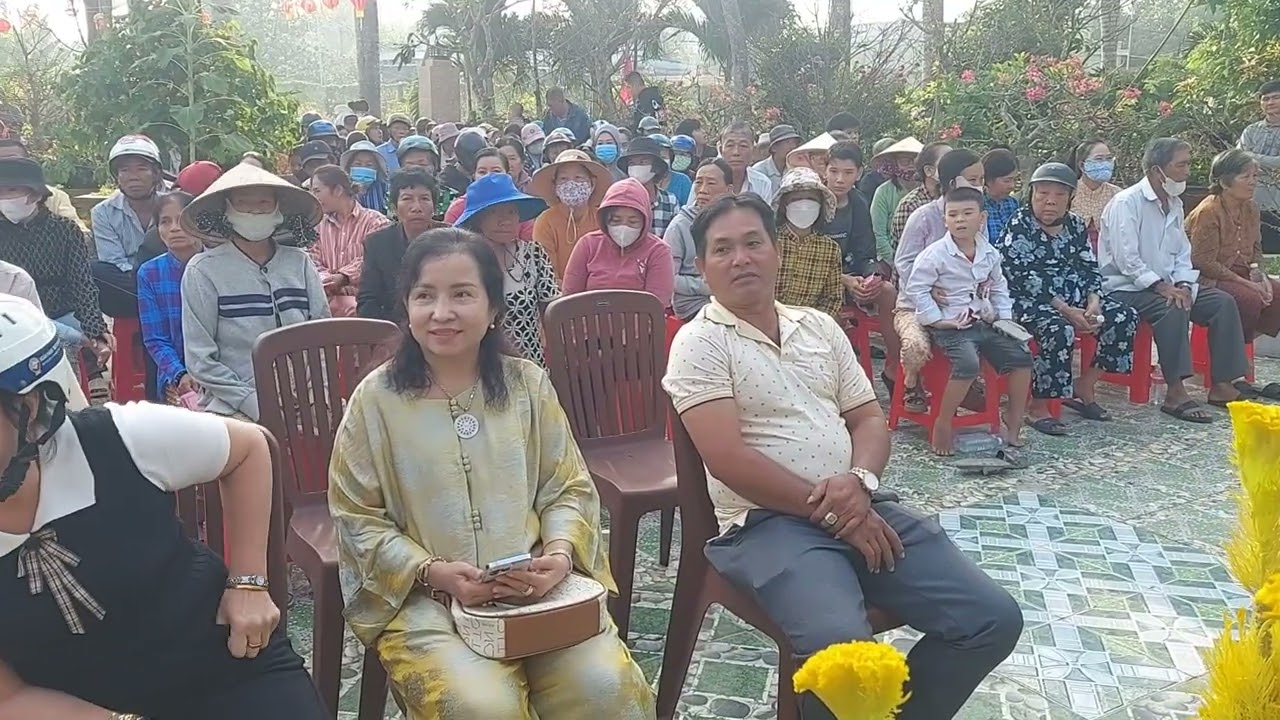 CHUA THIEN HUE AP NAM CHAU XA BINH DONG TX GO CONG