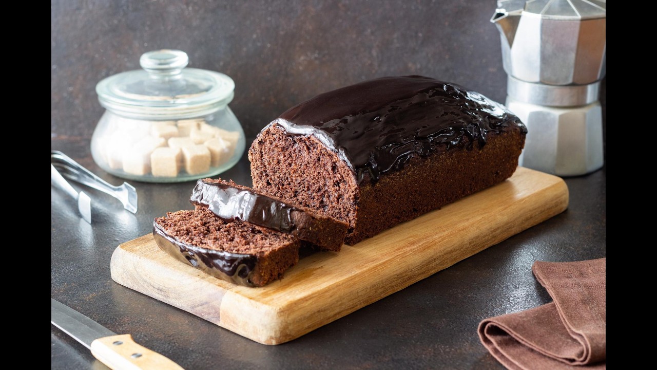 Eggless Chocolate Cake made easily in Air Fryer! 🍫🎂