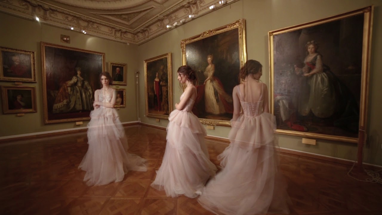Rosa - Luxurious overlay wedding dress \\ Anna Skoblikova