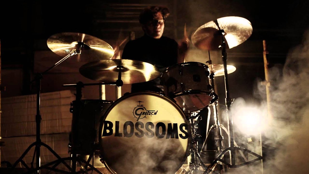 Blossoms - 'Blow'