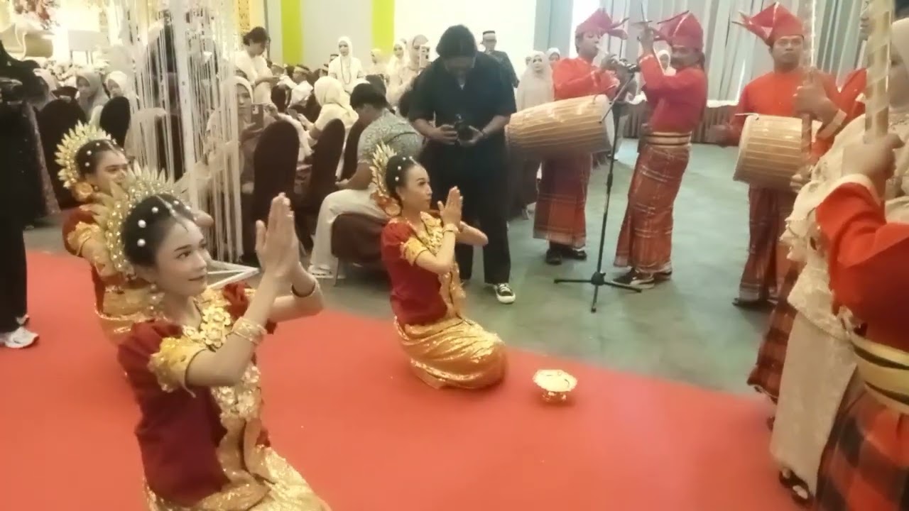 Tari Paduppa budaya Bugis, menyambut tamu .. @sukhe1342