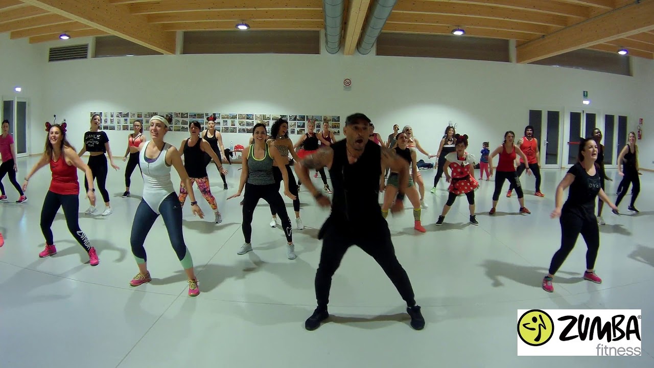Los Cubanos (Chacal) Zumba Fitness Choreography - Roly