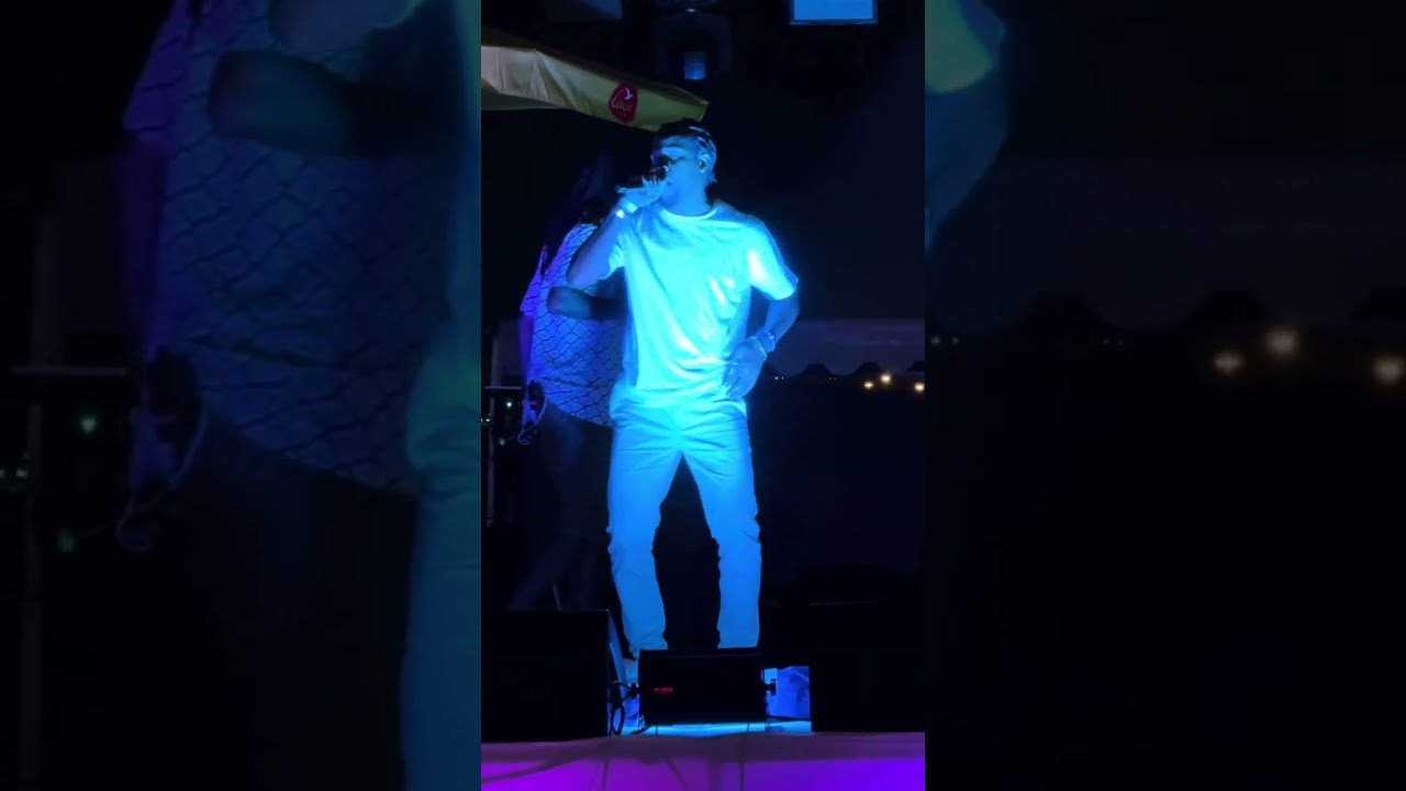 Lucamba Zambiano no Show do Prod&iacute;gio