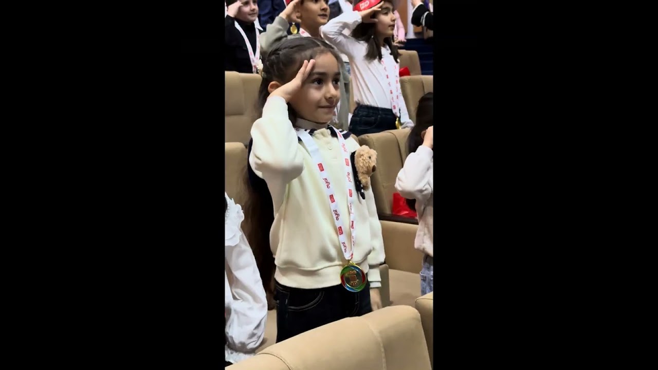 1B -Əlaçı festivalında 🥰