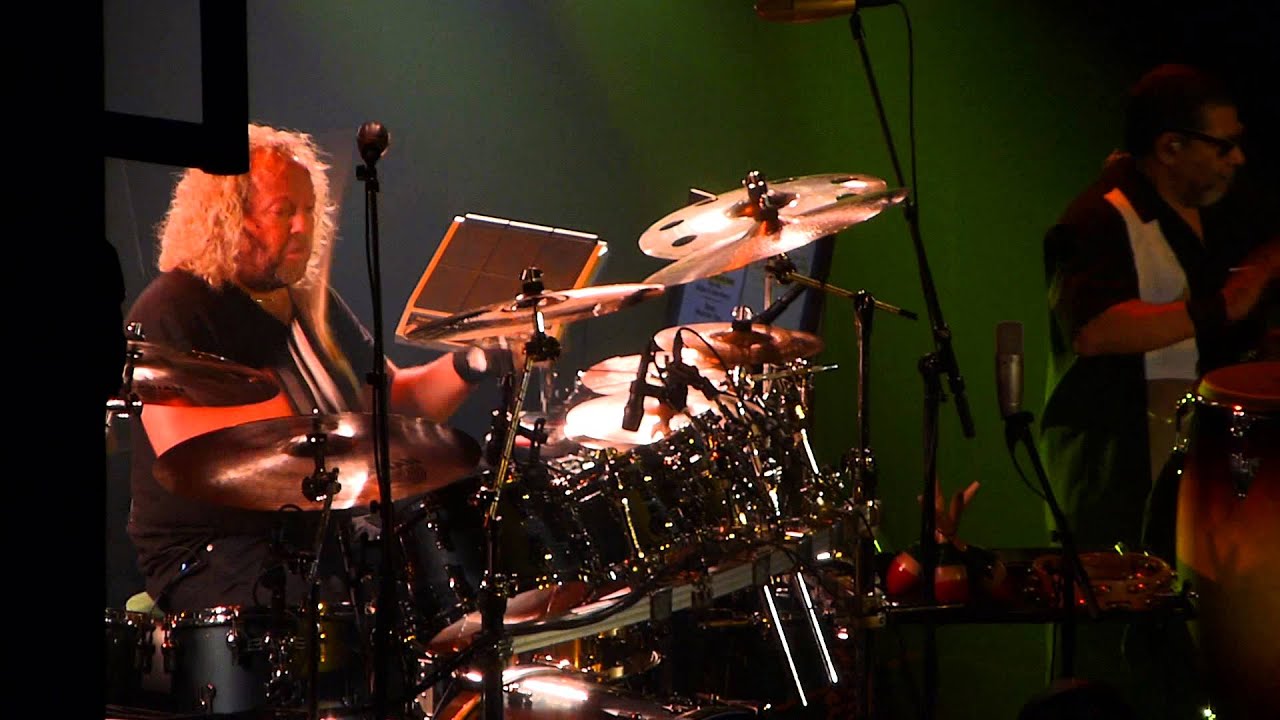Tal Bergman & Lenny Castro - Drum/Percussion solo - 4/26/14 Ryman Auditorium, Nashville