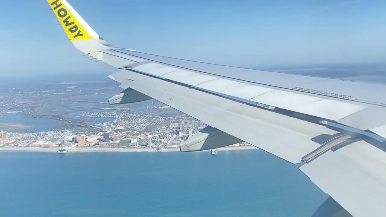 Spirit airlines landing at Atlantic City international airport