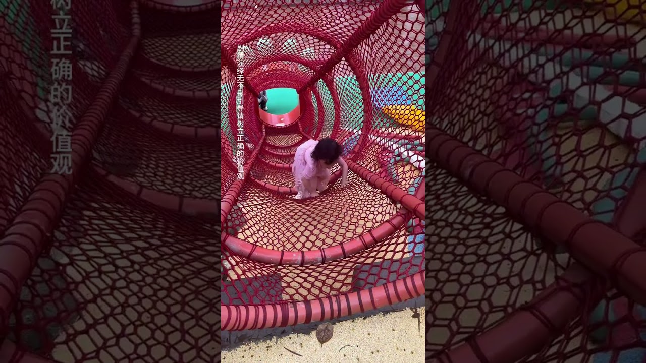 An amusement park without people #adorably #enrichment