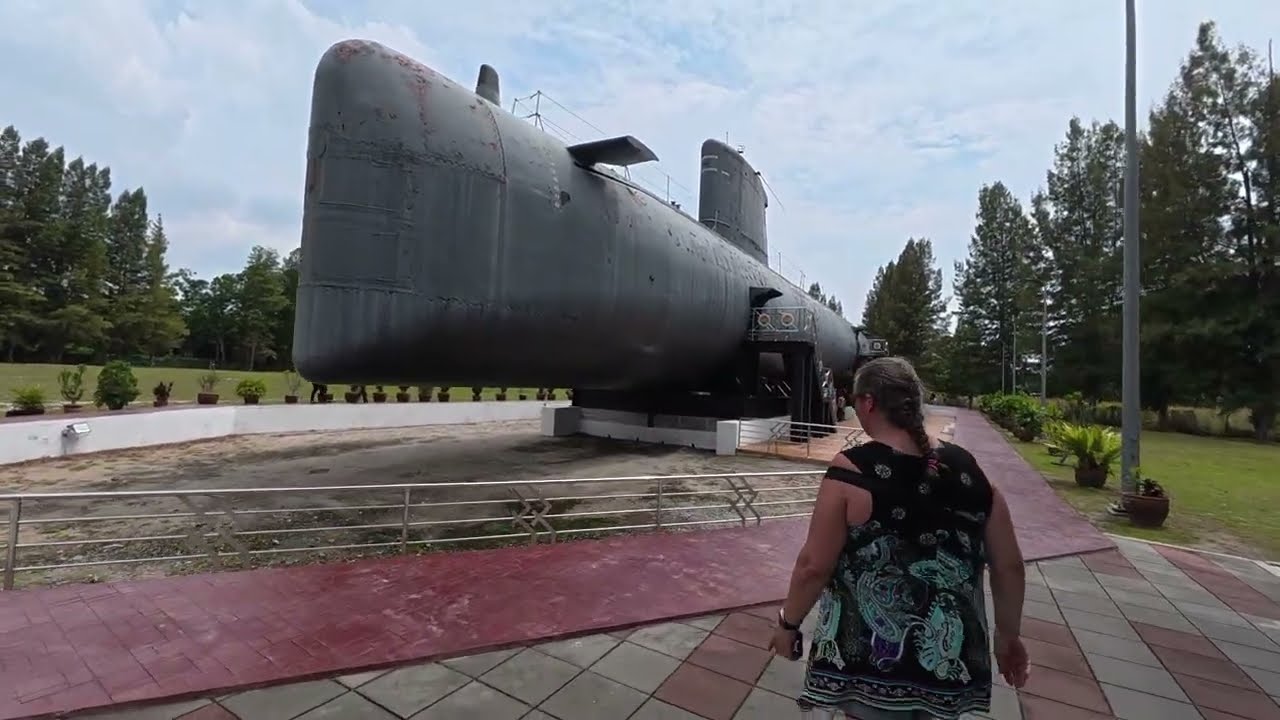 Malaysia Malacca. ,submarine ,CROISSANT.
