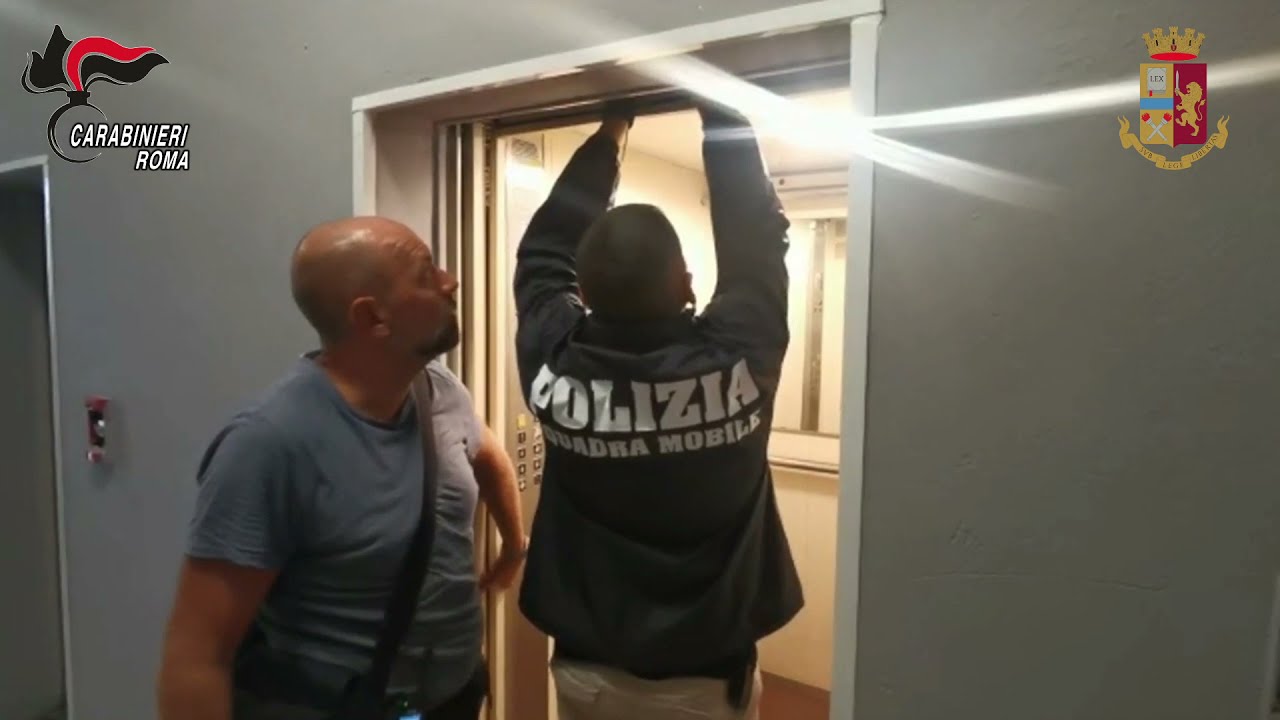 Perquisizioni a Tor Bella Monaca di Carabinieri e Polizia