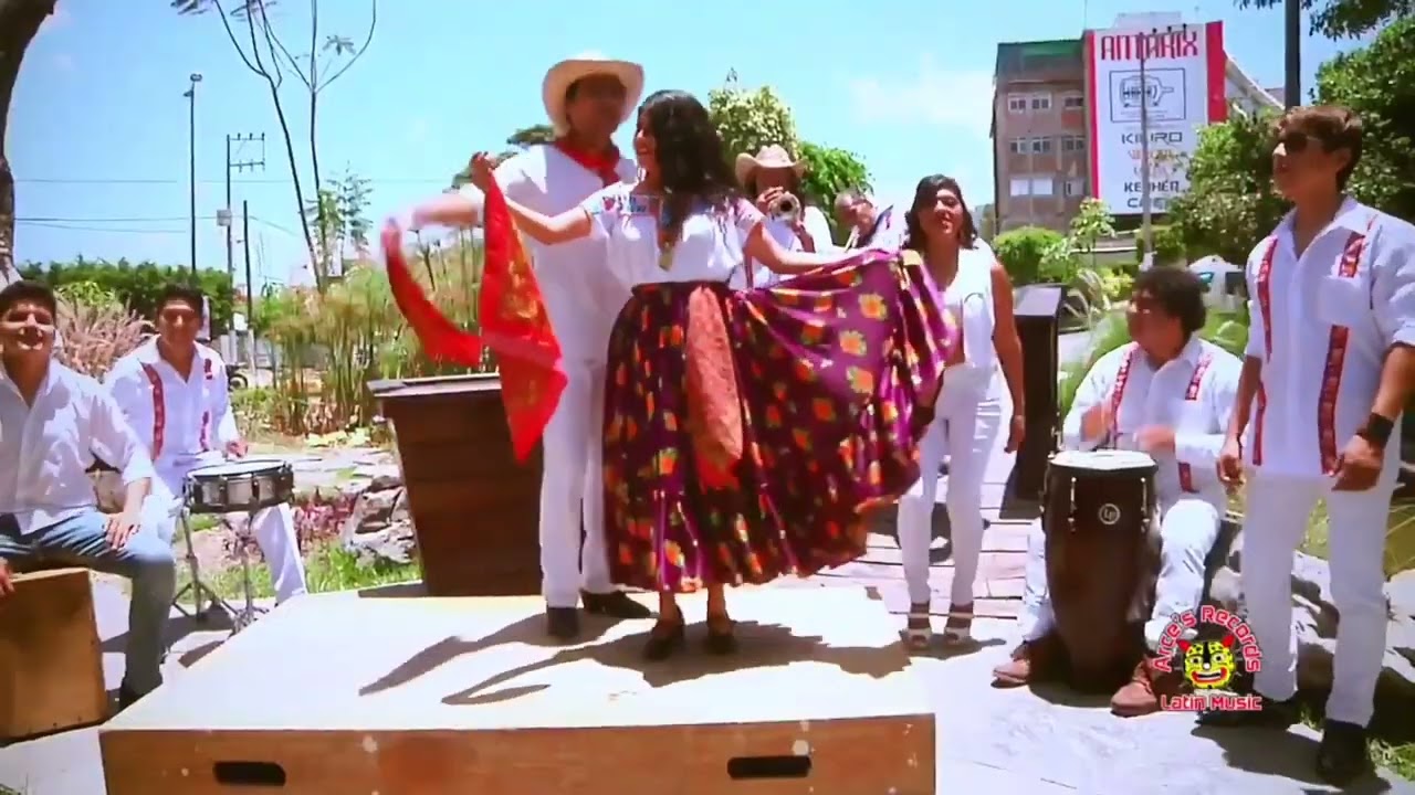 Banda Hermanos Mateos - Sones De Artesa