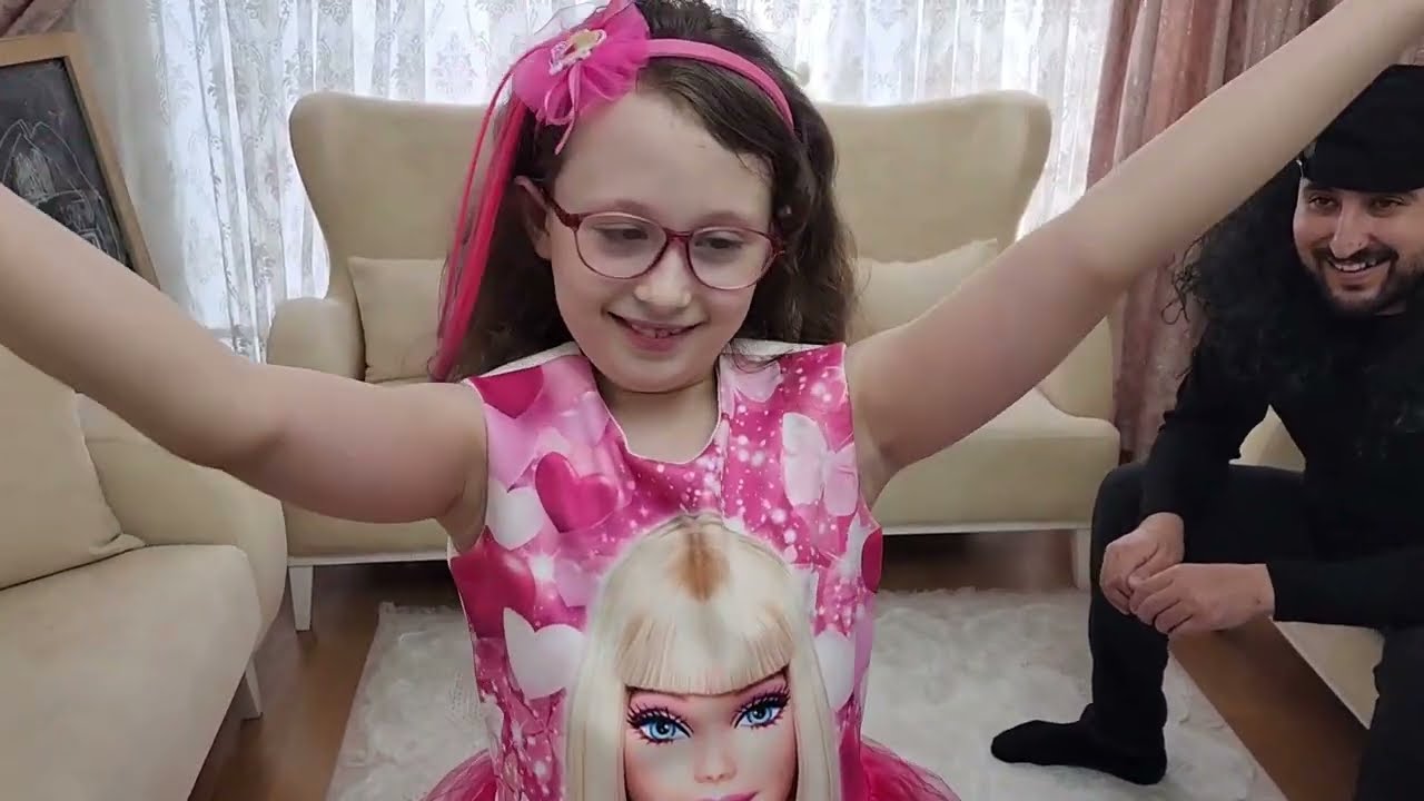 GÖKHAN BİR GÜN BOYUNCA WEDNESDAY OLDU !! BAHAR BANU ALYA !!