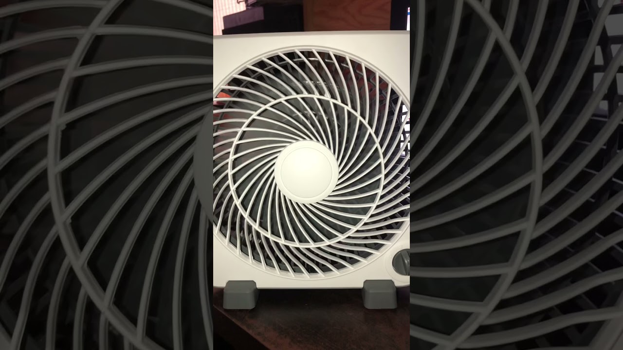 Mainstays 9 inch Box Fan (1 of 2)