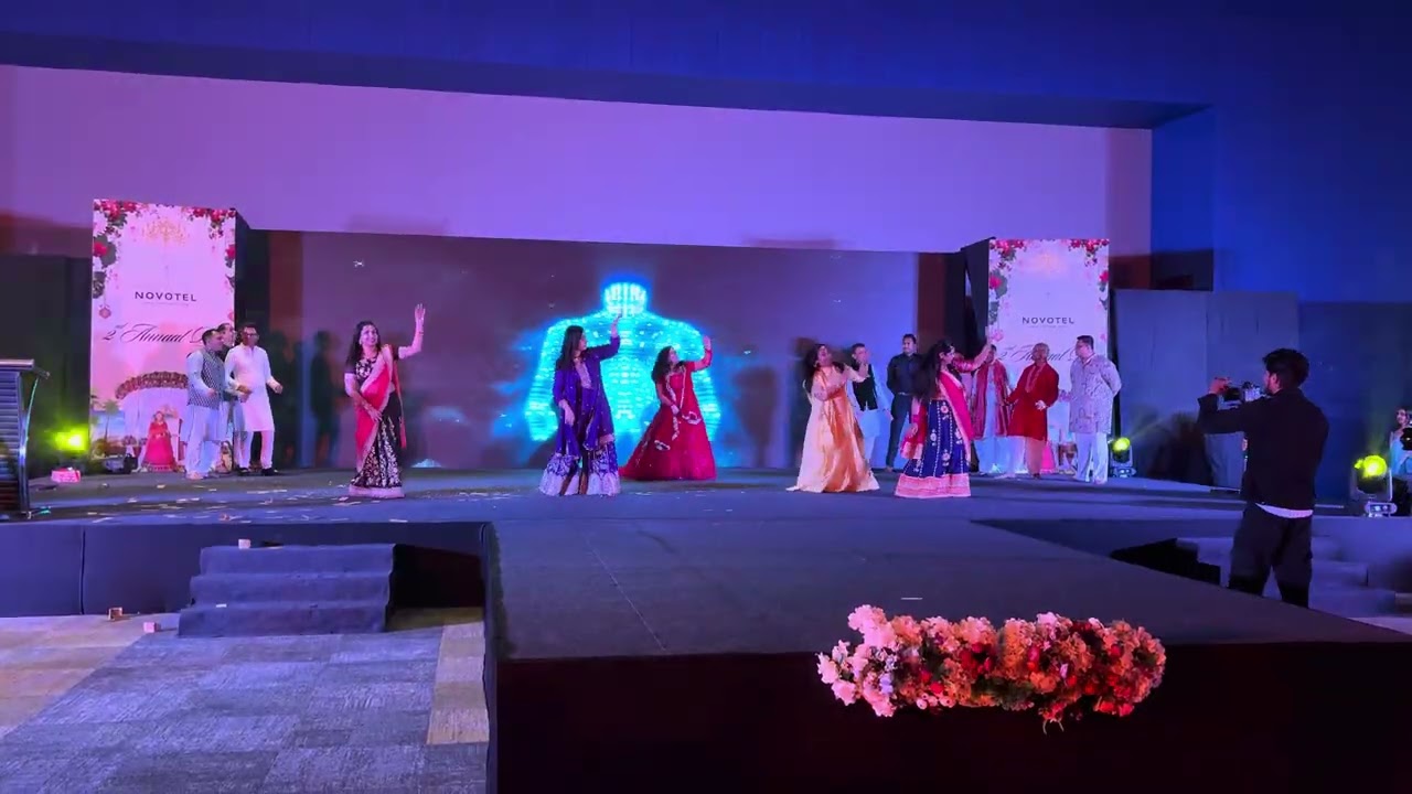 90s kids will feel this in their soul 💫 Bole Chudiya, forever magic #wedding #weddingdress #townhall