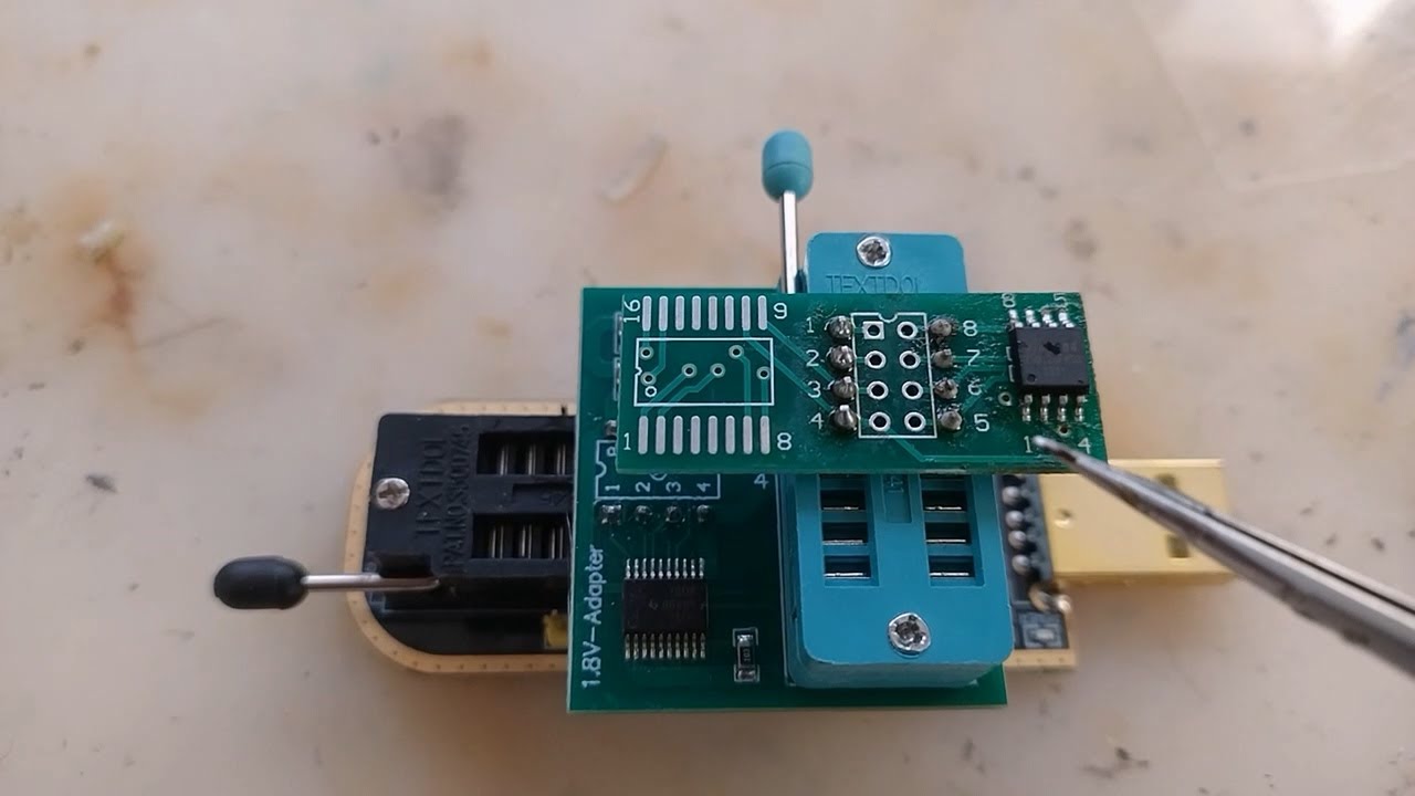Mainboard reparieren durch Bios neu programmieren