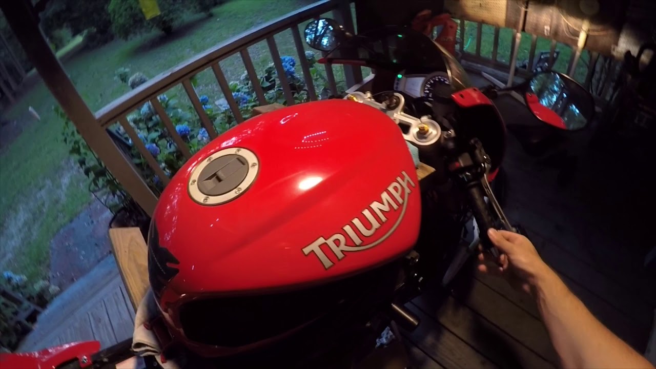 Triumph Daytona 675 Electrical Issues, Regulator/Rectifier Relocation & Replacement