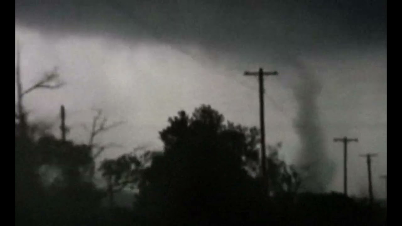 The Joplin tornado - 2011 | tornado analog horror 