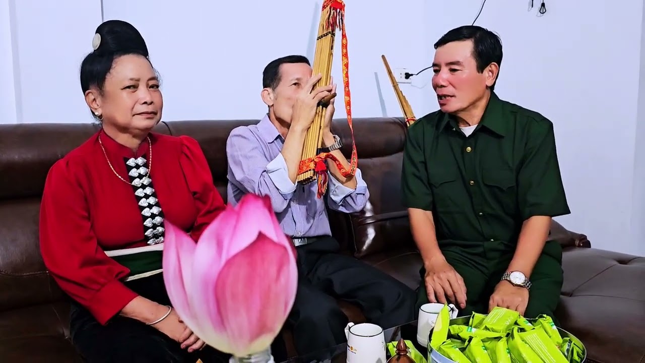 Tin hot vợ chồng hát đối đáp nhau nghe rơi cả nước mắt