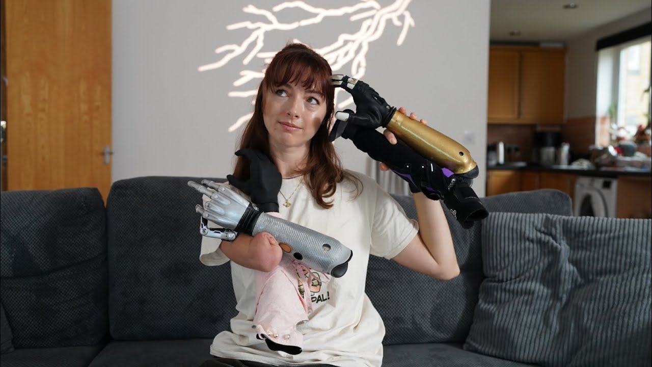 Ashley&rsquo;s High-Tech Hand Reviews!