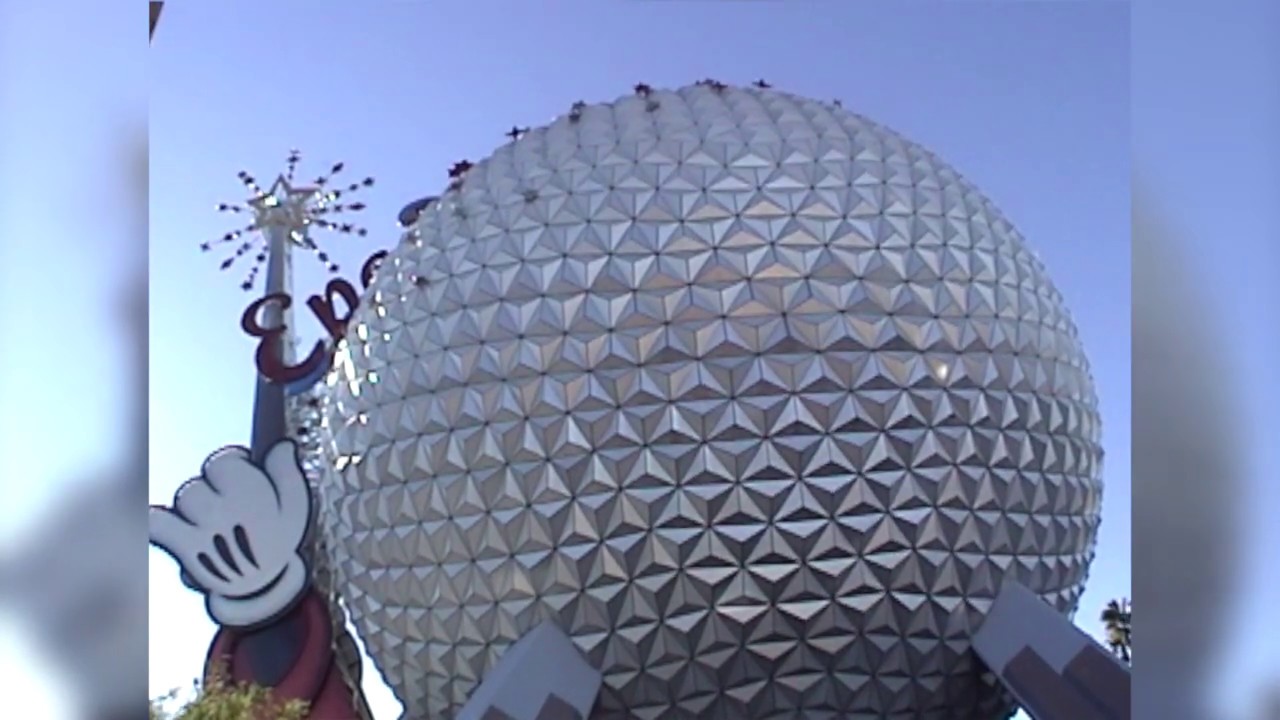 Spaceship Earth 1994-2007 Version with Jeremy Irons (Extinct Version)