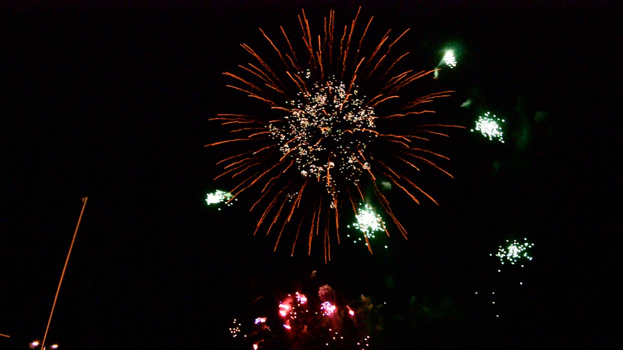 Feu d'artifice au port d'argelès sur mer