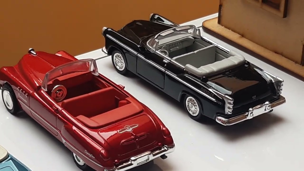 Auto Convertible CHRYSLER C300 1955 a Escala 1 ‐ 43