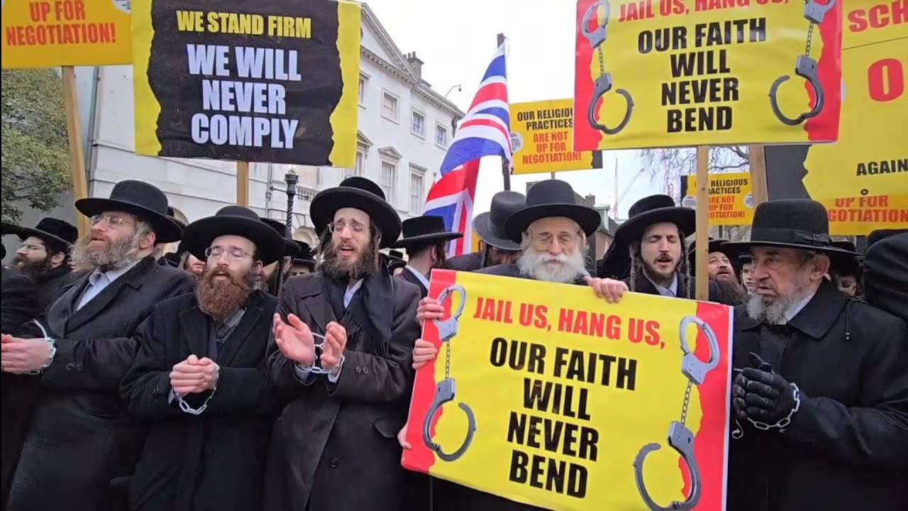 Charedi Orthodox Jewish Community Speak Out Against Schools Bill to Defend Their Religious Freedom