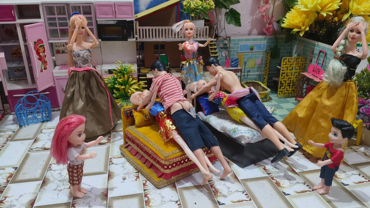 Barbie Doll All Day Routine In Indian Village/Radha Ki Kahani Part -303/घर में घुसा चोर ||