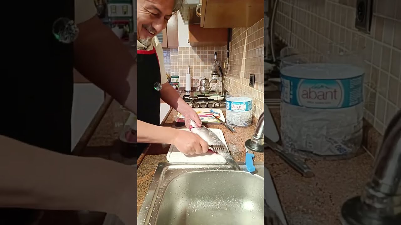 ATA DEMİRER TARİFİYLE LEVREK PİŞİRİYORUZ. CANLI YAYINDA.