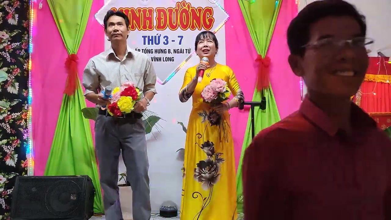 Chợ mới 3 tân cổ vợ chồng Thanh Ngọc song ca 