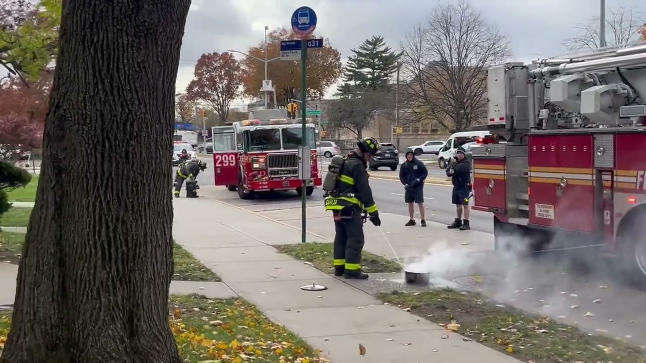 Stove fire , Queens NYC. FDNY TL152,E299.