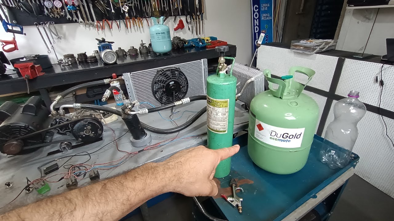 Como fazer limpeza no sistema do ar condicionado automotivo