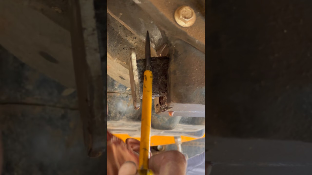 Jcb machine transmission filter chock problem solve #constructionequipment