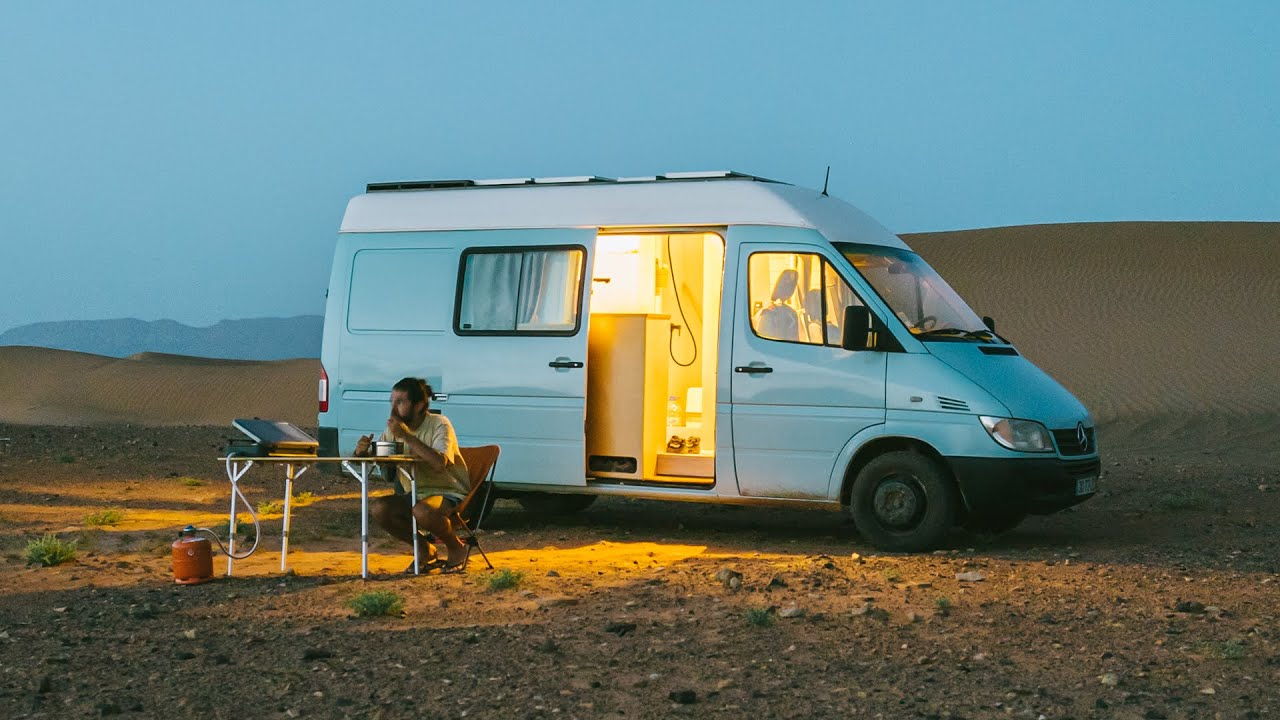Ночь в одиночестве в пустыне Сахара