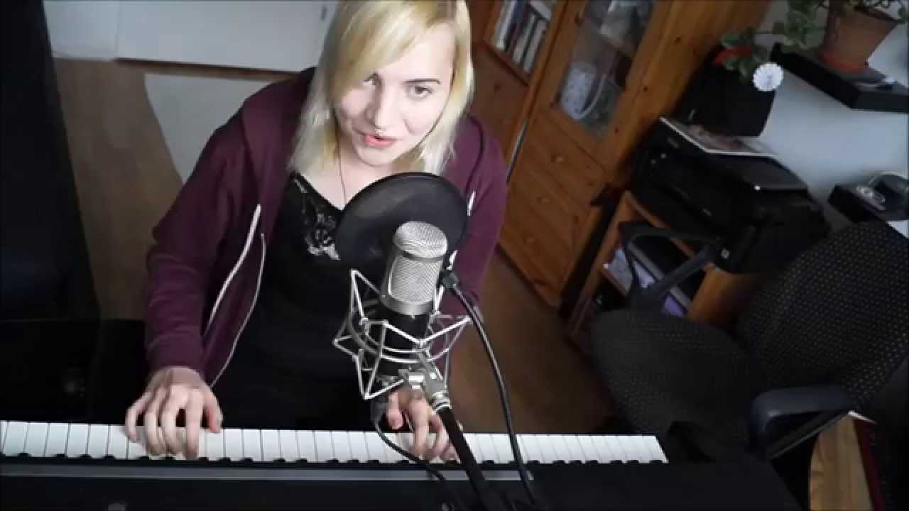 Bring Me The Horizon - Throne [piano+vocal cover by Lea Moonchild]