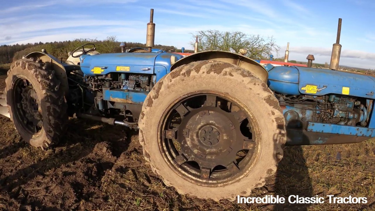 1964 DOE Triple D Truck Rescue and Some Ploughing