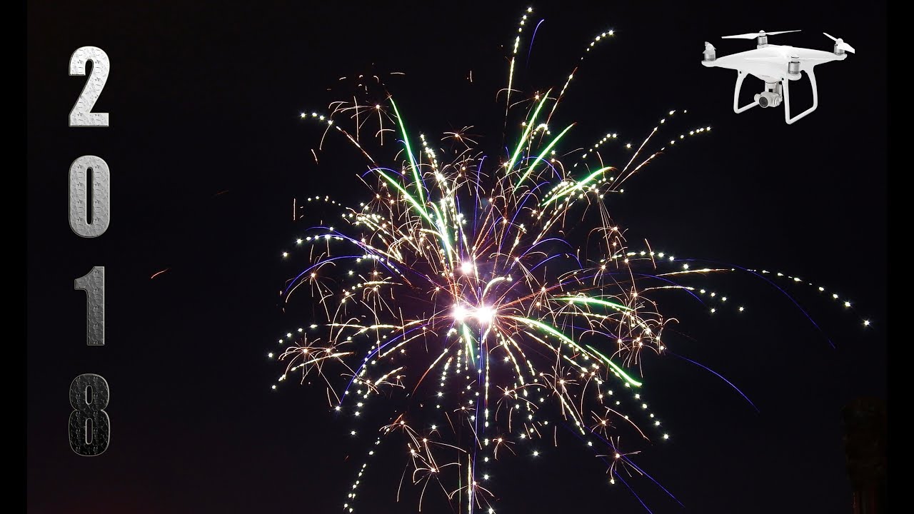 Buon Anno - Riprese con drone fuochi d'artificio capodanno 2018 Napoli