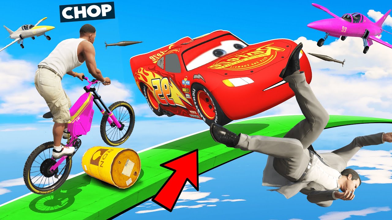 GTA 5 PUSHING OVER CHOP TO WIN THE RACE IN CARS VS RUNNERS
