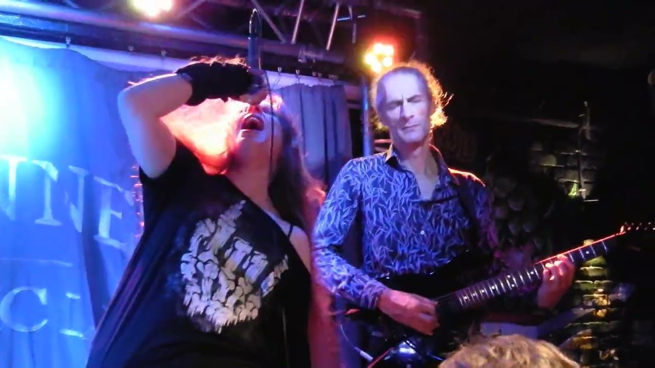 SweaT & TearS (Cover Band) - Fear Of The Dark