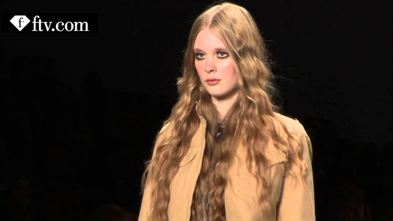 NY FW S/S 10 - VIVIENNE TAM SHOW