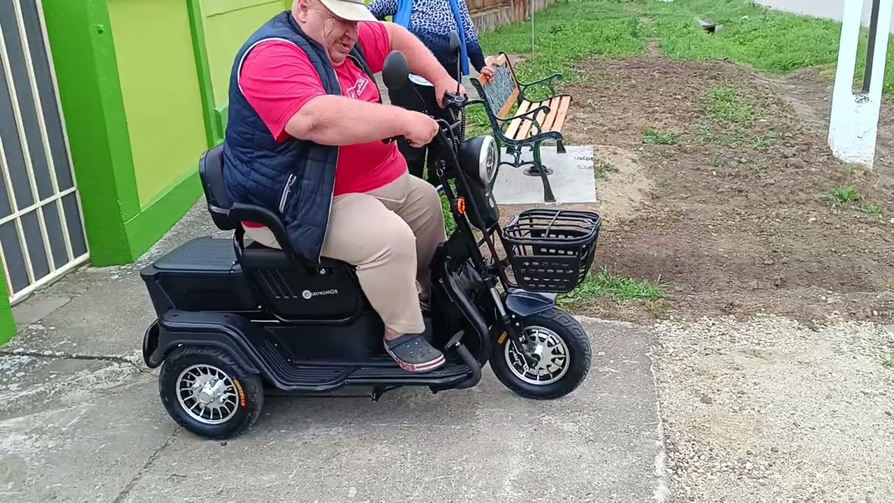 VĂRU VANU SI-A CUMPĂRAT TRICICLETĂ ELECTRICĂ!!