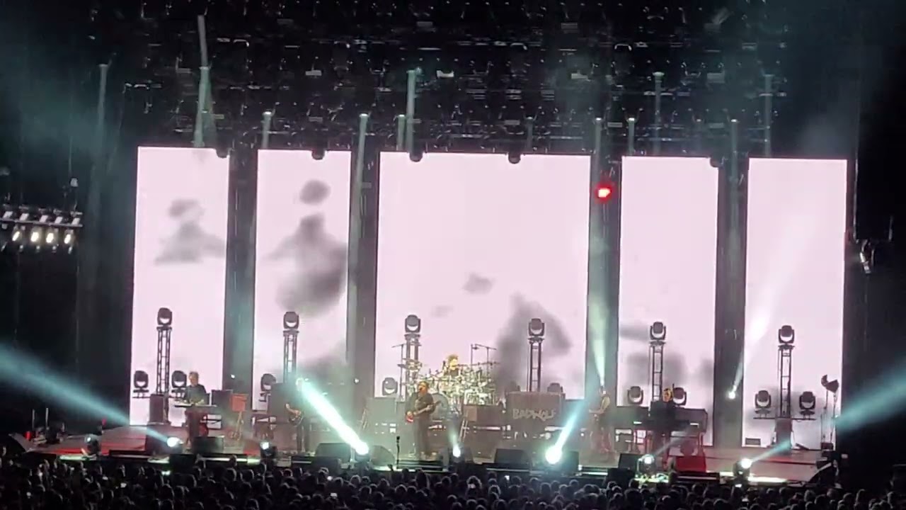 THE CURE ONE HUNDRED YEARS TOULOUSE 13 11 2022